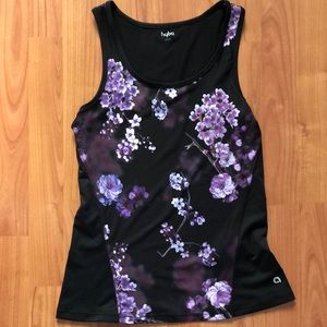 Women’s Workout Top